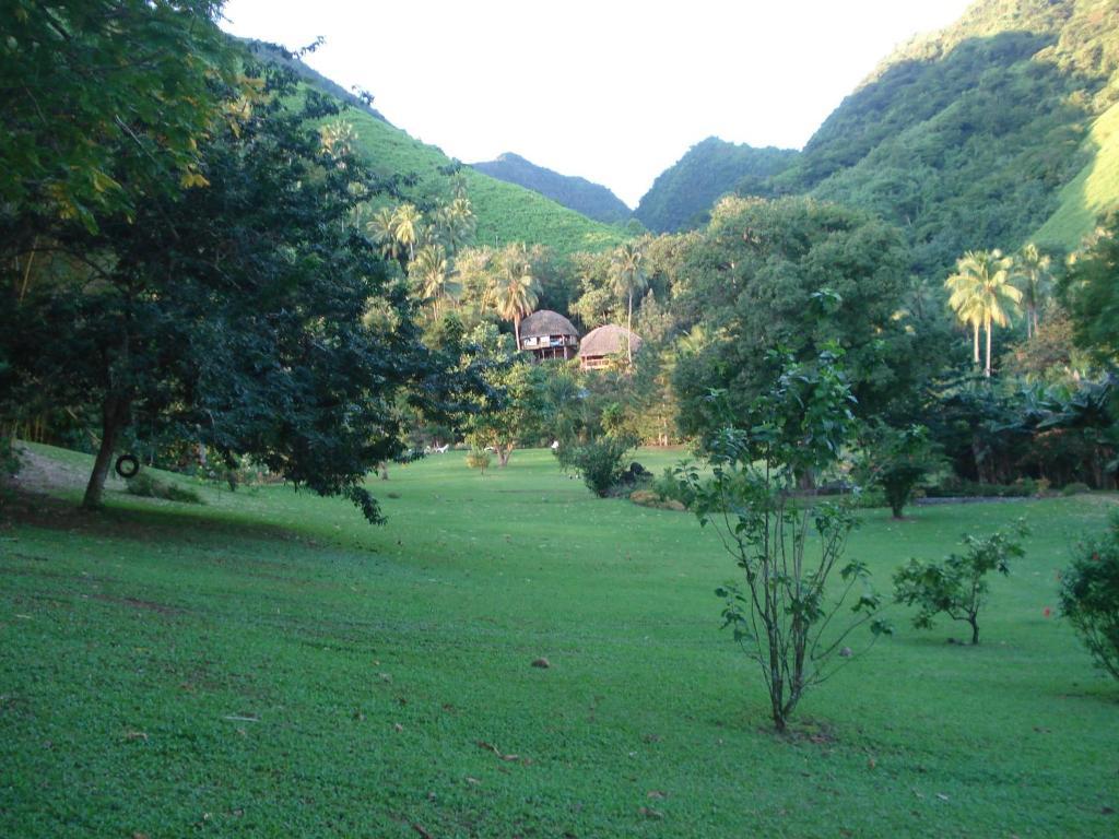 Vanira Lodge Teahupoo Exterior foto